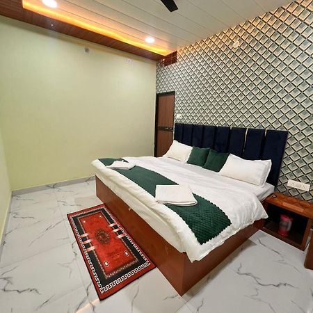 Gulab Residency Hotel Váránaszi Kültér fotó