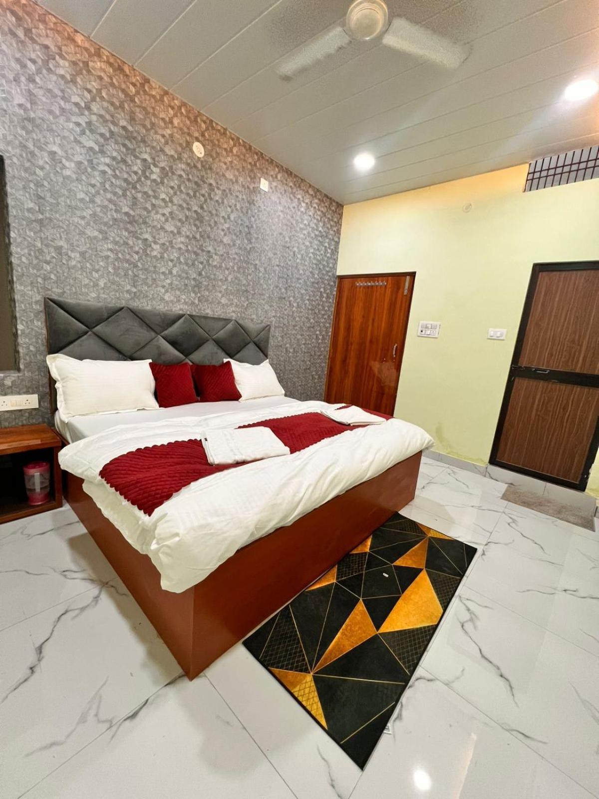 Gulab Residency Hotel Váránaszi Kültér fotó